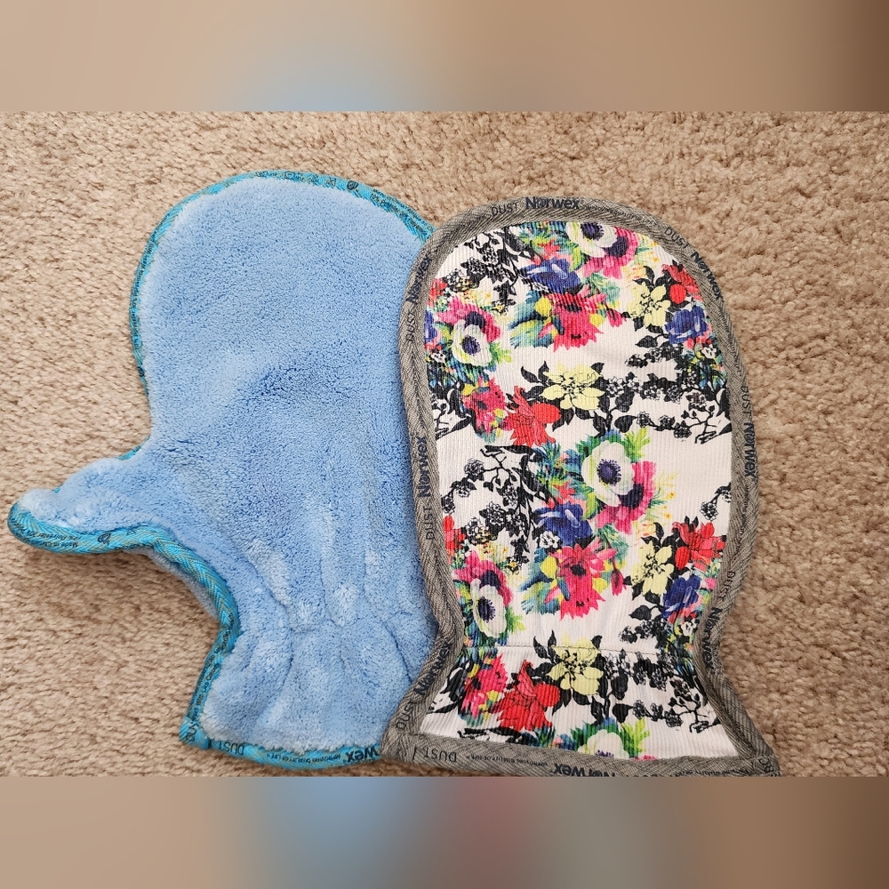 Norwex Floral and Blue Cleaning Cloth Set